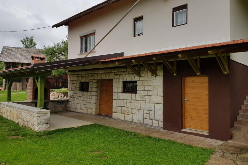Guest House Pinus Generalski Stol Екстериор снимка